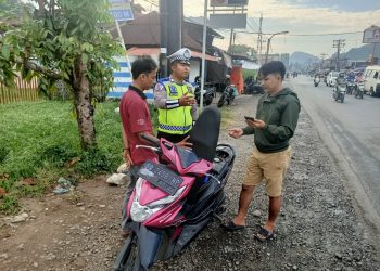 Hari Ke-9 : Polres Tapteng Keluarkan Sebanyak 85 Tilang Kepada Pelanggar Peraturan Lalulintas