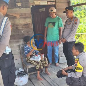 Polsek Pandan Salurkan Bantuan Sosial