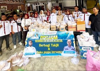 DPC LPM Medan Helvetia Berbagi Takjil dan Gelar Buka Puasa Bersama
