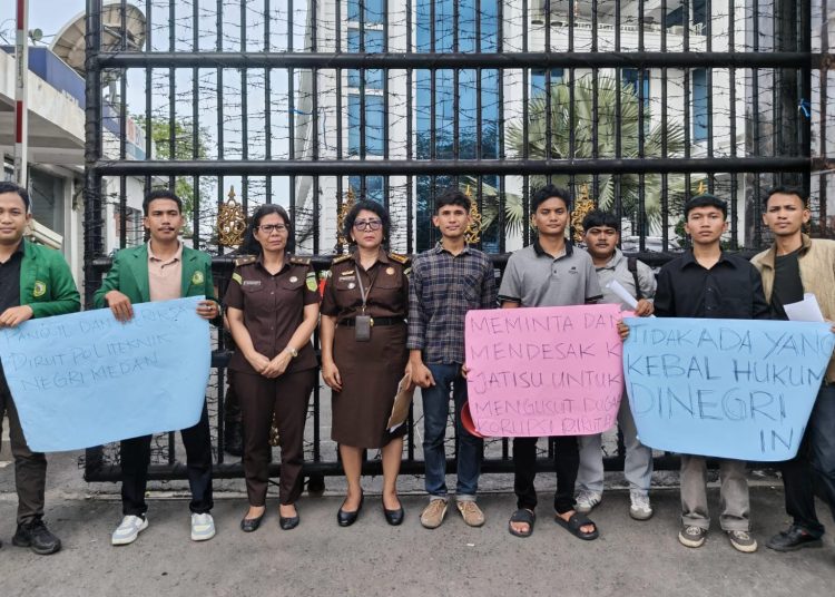 Dugaan Mark-Up Proyek Smart Board, AMPAK Sumut Gelar Unjuk Rasa: Desak Periksa Direktur Politeknik Medan