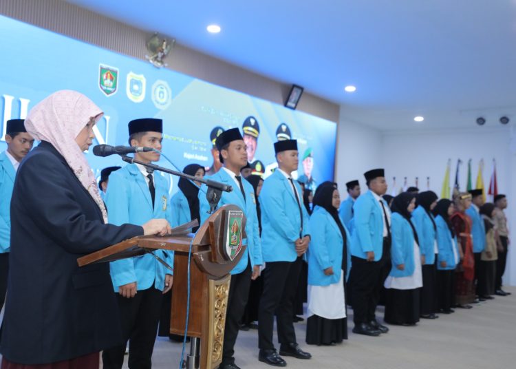 Fauzan Sururi Resmi Nahkodai DEMA IAIDU Asahan, Pelantikan Perdana di Aula Melati Berlangsung Khidmat