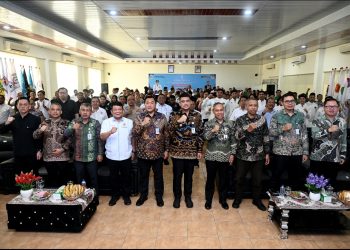 Serahkan Tali Asih Peraih Medali SEA Games,Gubernur Bobby Nasution Sebut Atlet Berprestasi Titik Awal Indonesia Emas 2045