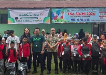 Hardiknas 2026, Pegadaian Peduli Bantu Siswa MIS YAPISZUNA Lewat Program Gold Generation