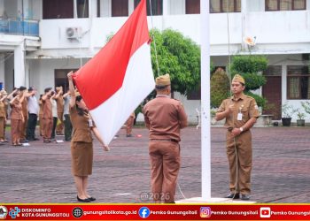 Upacara Bendera Rutin Pemko Gunungsitoli Tekankan Disiplin ASN dan Optimalisasi Pengelolaan Bank Sampah