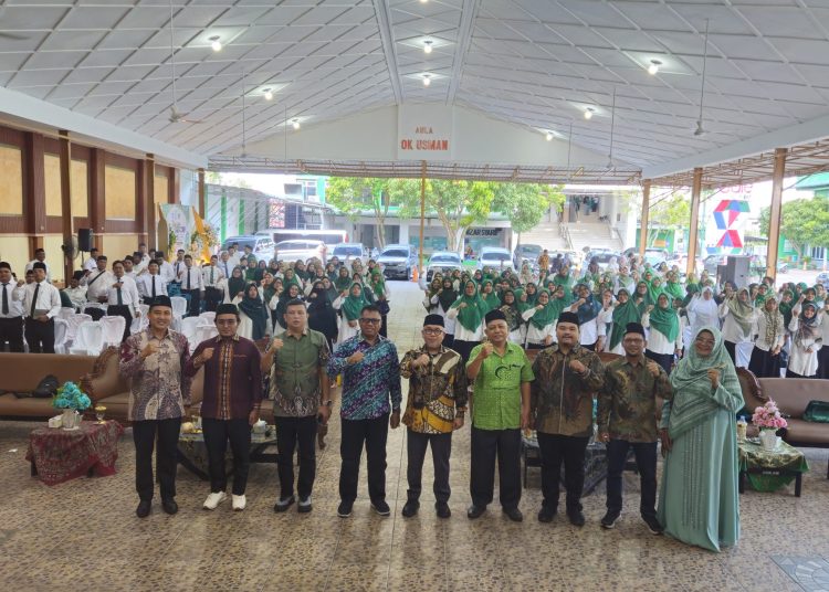 Bangga Ber-Washliyah Kobarkan Semangat! Ratusan Guru dan Tenaga Kependidikan Al Washliyah Kota Medan