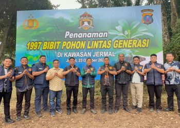 Polrestabes Medan Tanam Ribuan Bibit Pohon di Kawasan Jermal, Dukung Program Green Policing